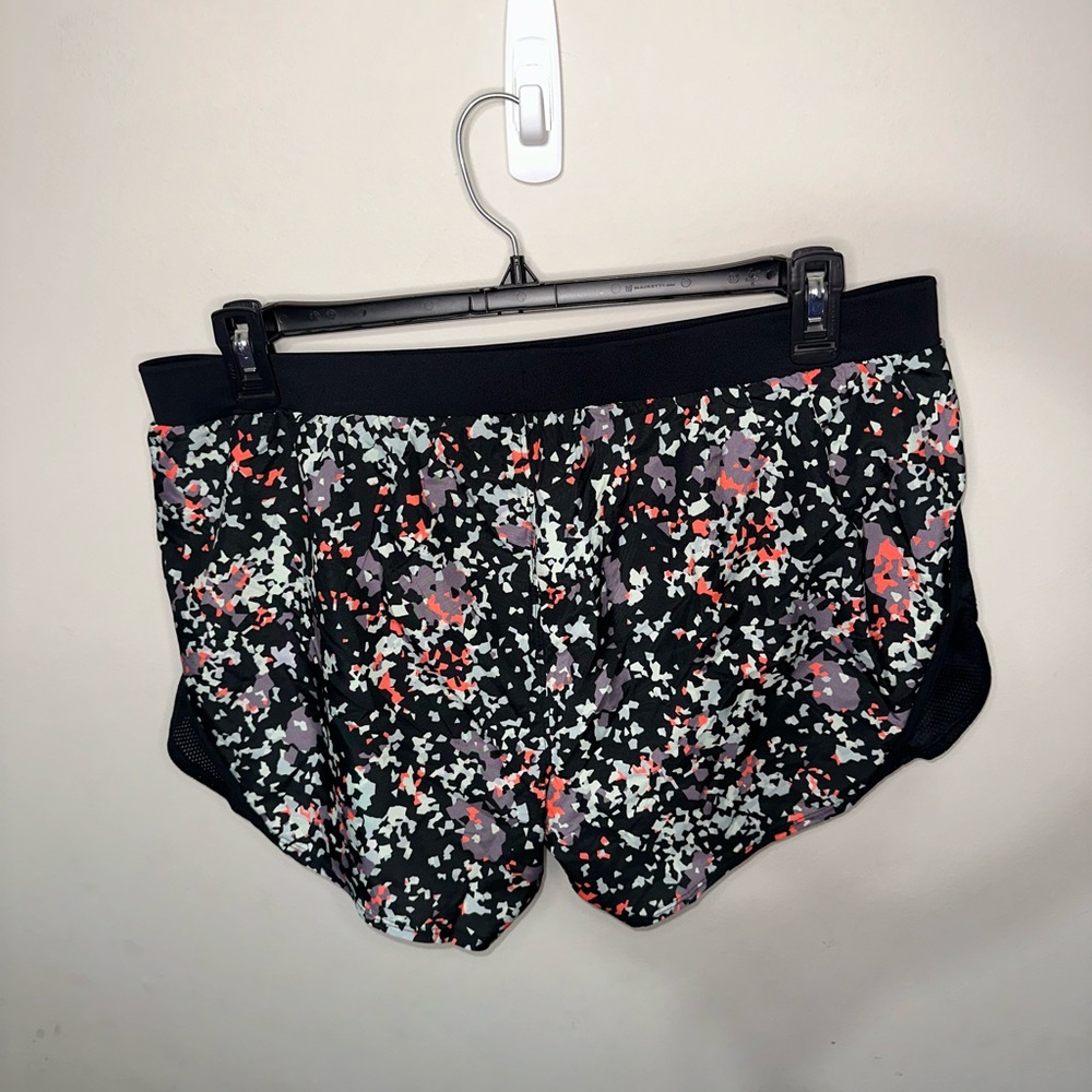 Under Armour Women Fly by 2.0 Loose Fit Shorts Black Pink XL Active Workout Gym
